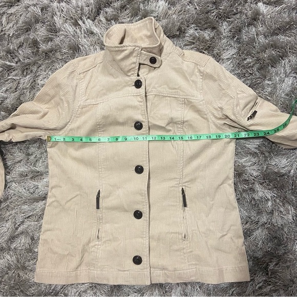 Relativity women khaki corduroy long sleeves buttons closure jacket. Size L.Used - Picture 13 of 15